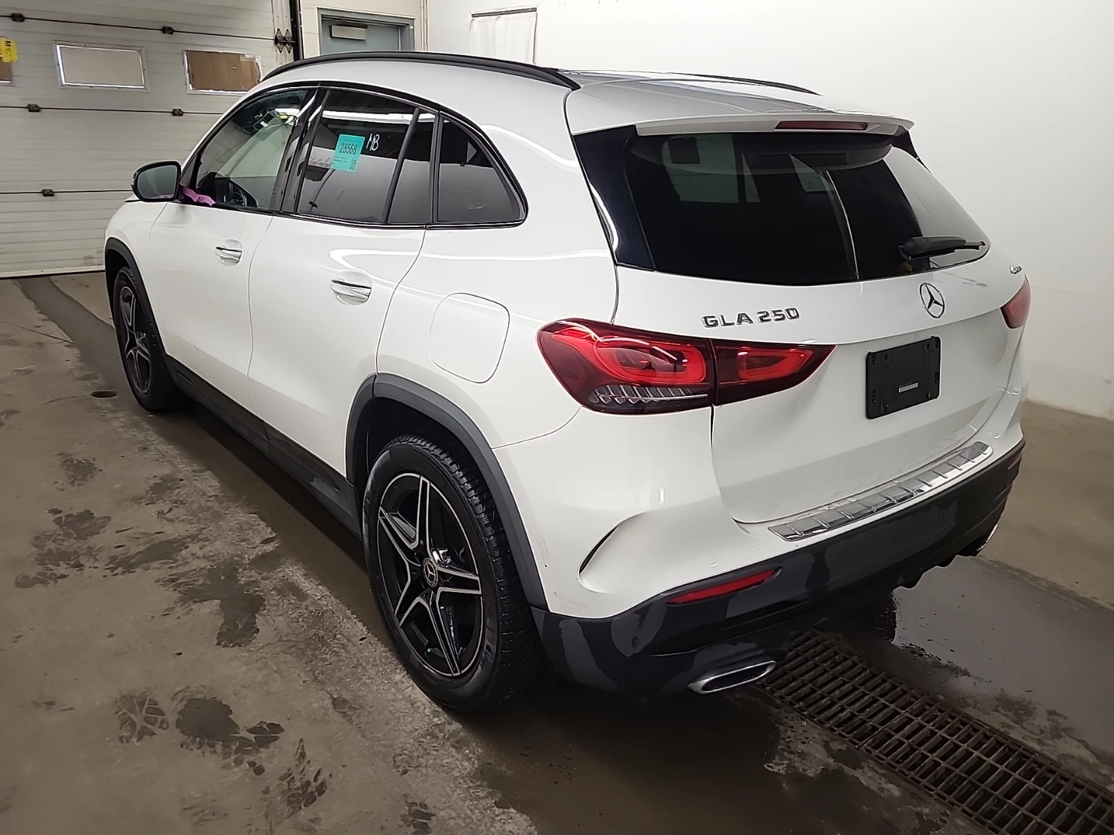 Mercedes-Benz GLA 250  4MATIC SUV, снимка 6 - Автомобили и джипове - 54459744