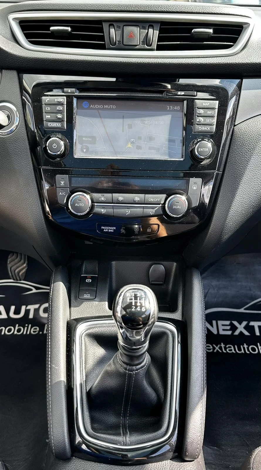 Nissan Qashqai 1.5D PANO 360'CAM LANE ASSIST KEYLESS EU6D-T, снимка 11 - Автомобили и джипове - 54682696