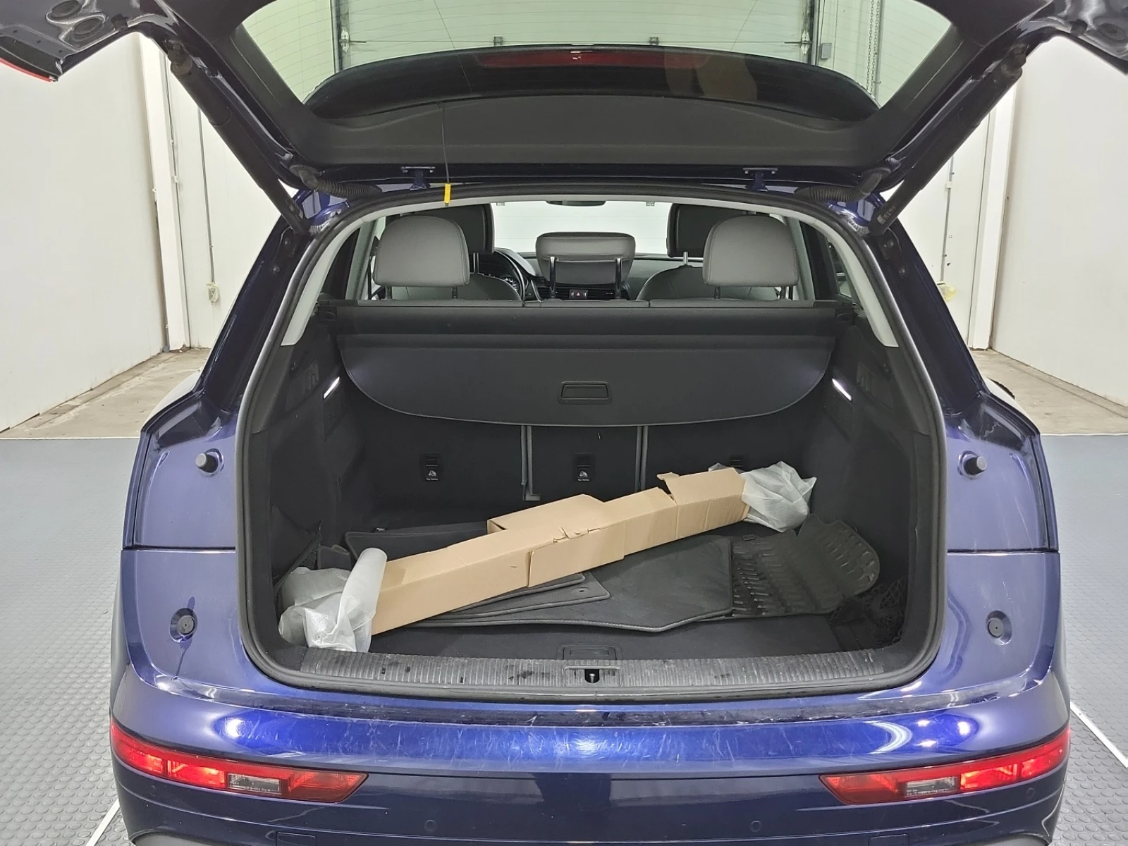 Audi Q5 KOMFORT, снимка 8 - Автомобили и джипове - 54765824