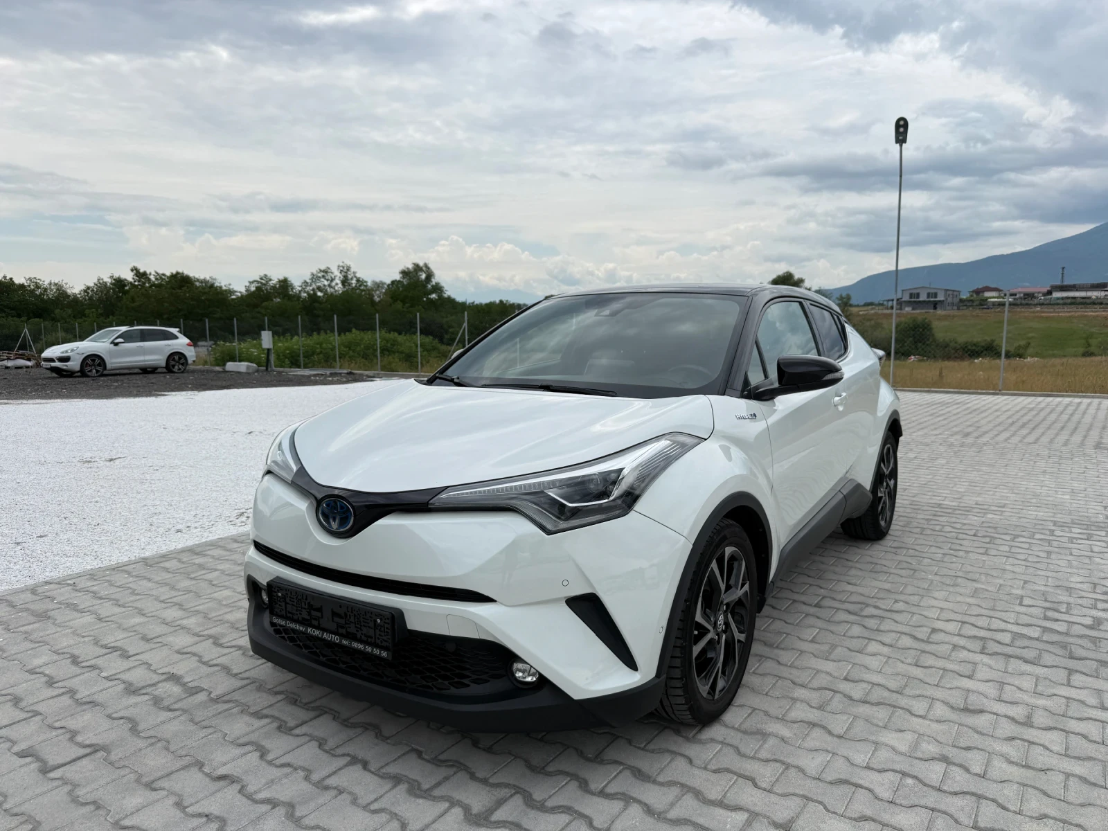 Toyota C-HR 1.8 HYBRID 