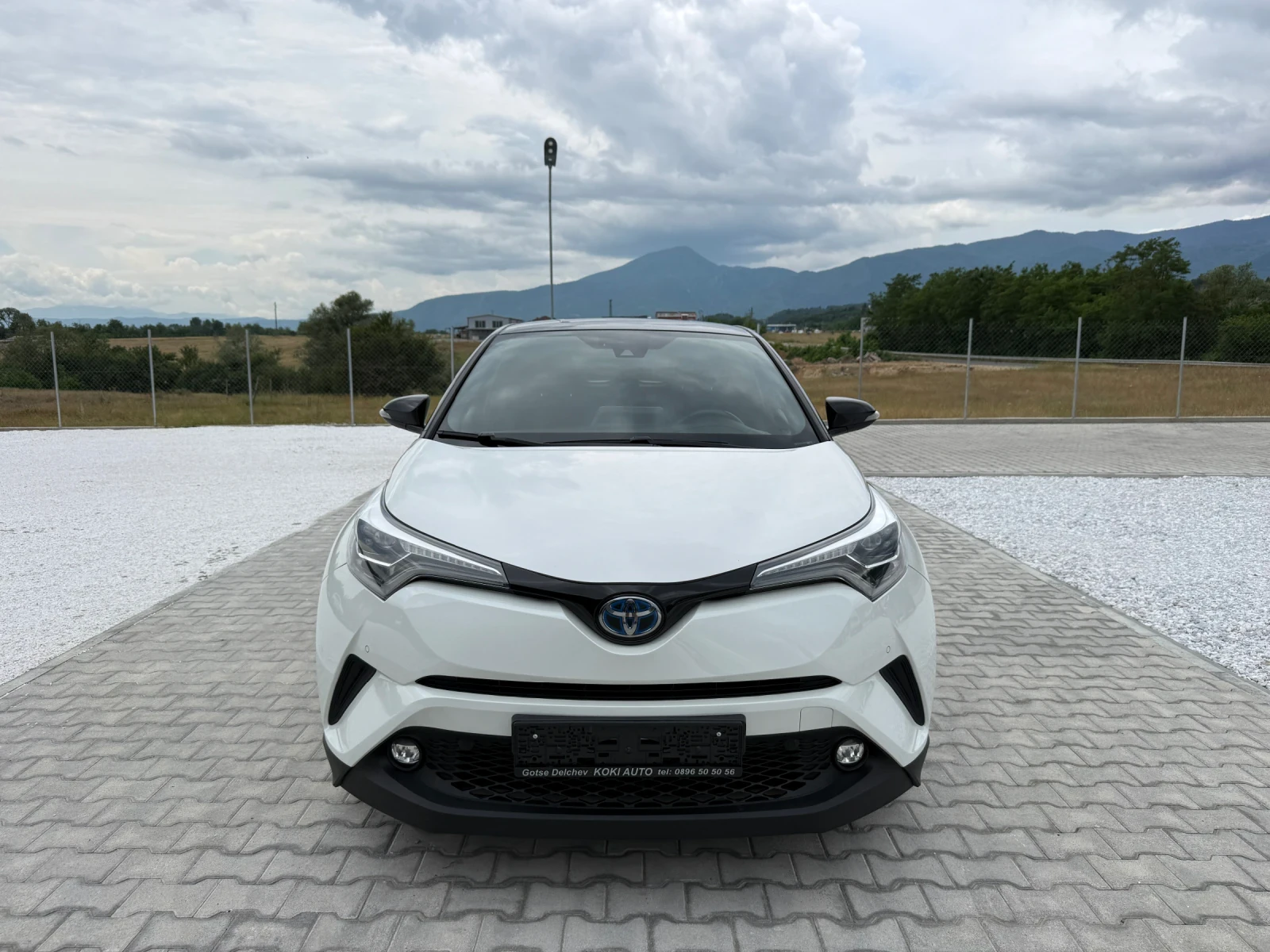 Toyota C-HR 1.8 HYBRID , снимка 2 - Автомобили и джипове - 54881088
