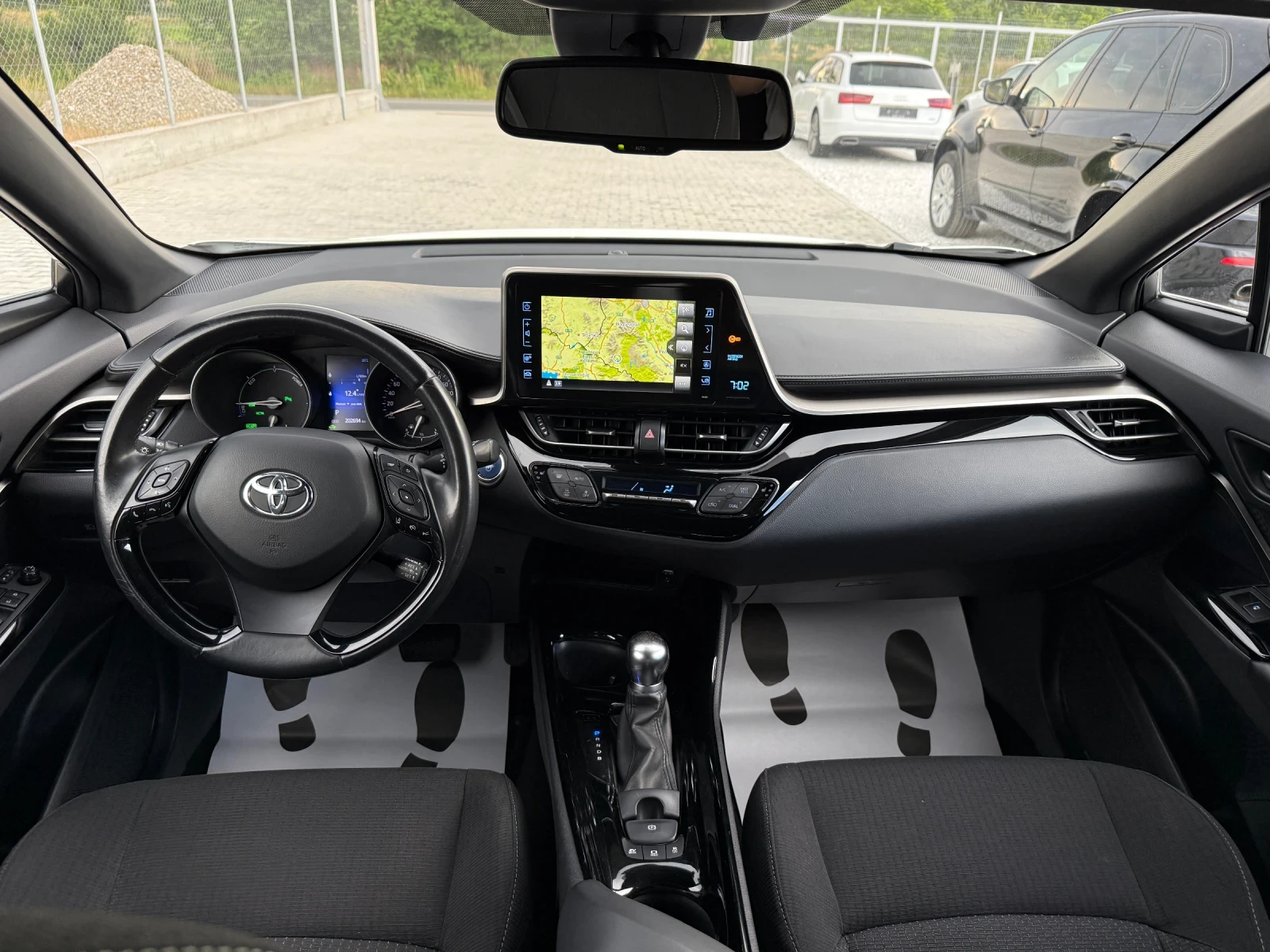 Toyota C-HR 1.8 HYBRID  | Mobile.bg � ����������� 14