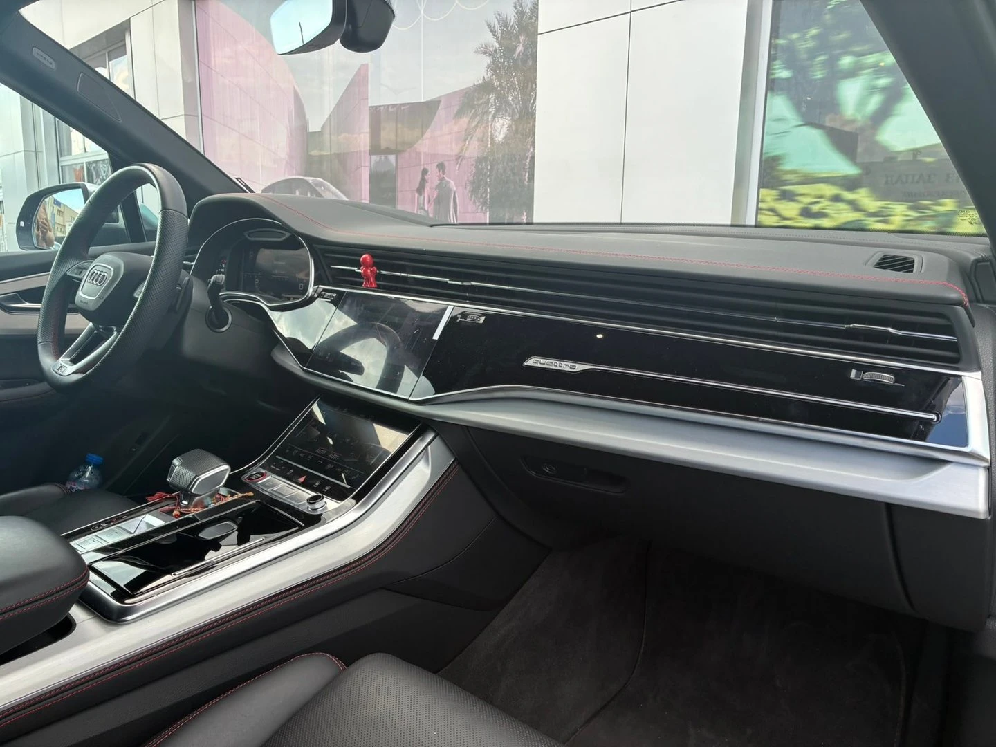Audi SQ7, снимка 9 - Автомобили и джипове - 55307326