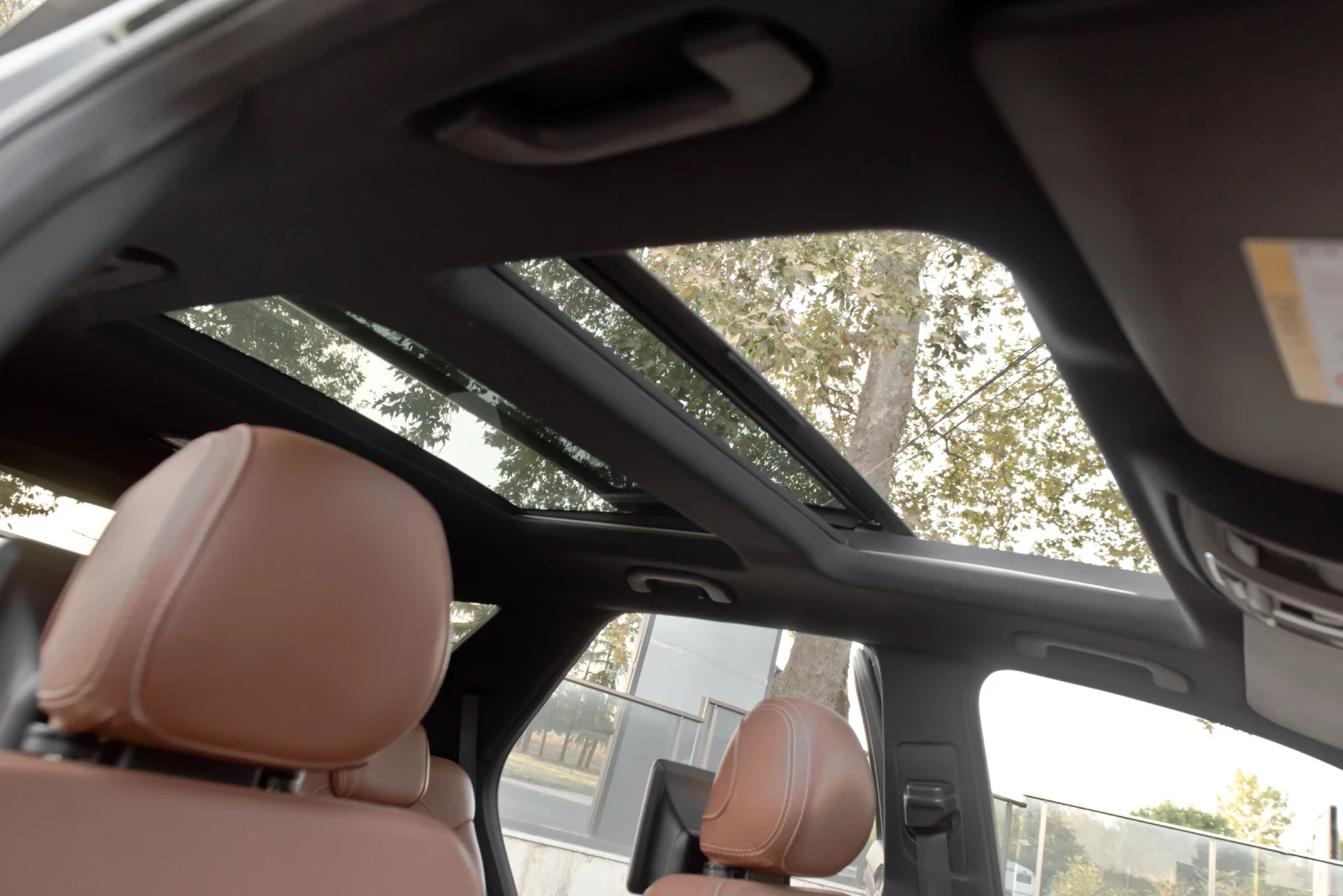 Mercedes-Benz GLE 43 AMG 9G/DISTR/6.3/PANO/21, снимка 17 - Автомобили и джипове - 55729889