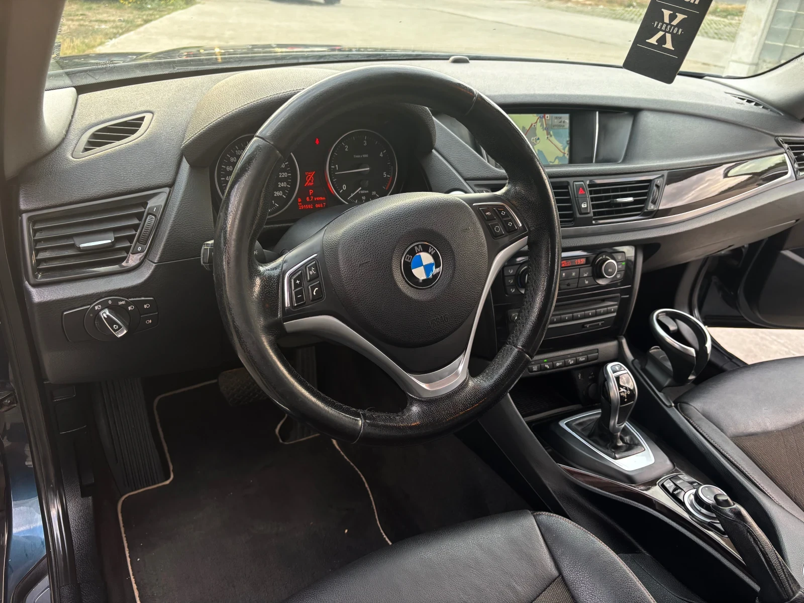 BMW X1, снимка 13 - Автомобили и джипове - 56466441