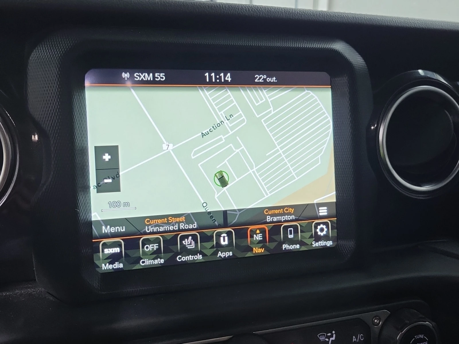 Jeep Wrangler SAHARA ALTITUDE * CARFAX * АВТОКРЕДИТ * , снимка 12 - Автомобили и джипове - 56133336