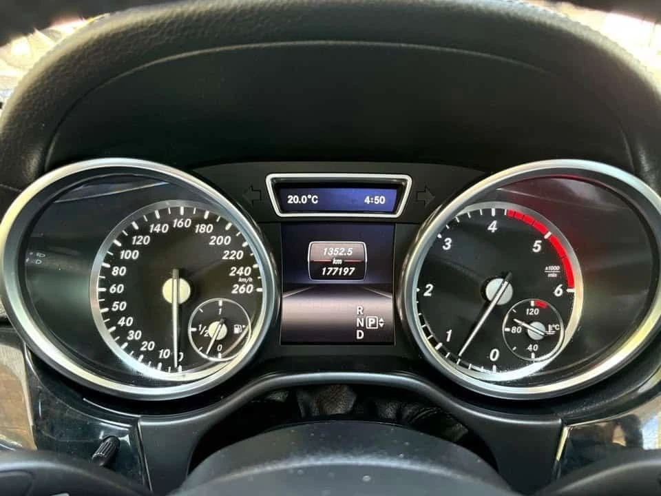 Mercedes-Benz GL 350 BlueTEC | CARFAX | ПАНОРАМА | ПОДГРЕВИ | 360, снимка 10 - Автомобили и джипове - 56322506