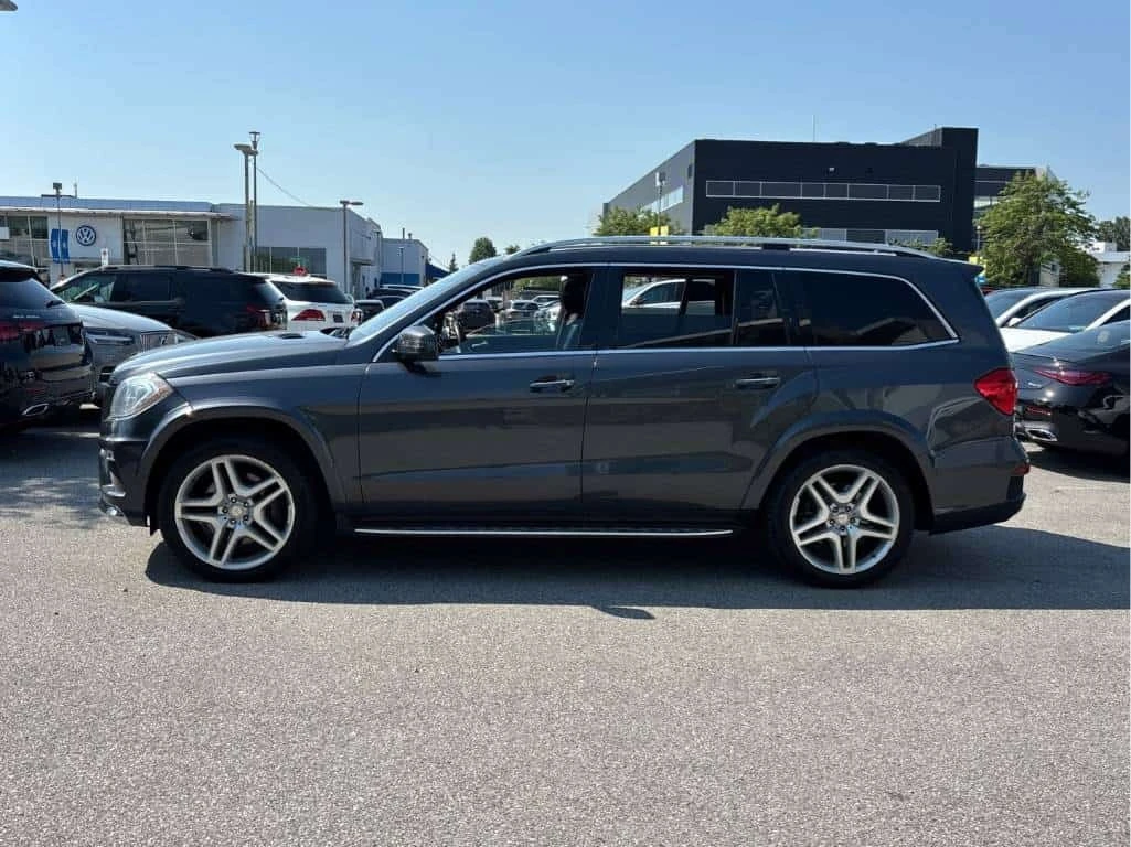 Mercedes-Benz GL 350 BlueTEC | CARFAX | ПАНОРАМА | ПОДГРЕВИ | 360, снимка 3 - Автомобили и джипове - 56322506