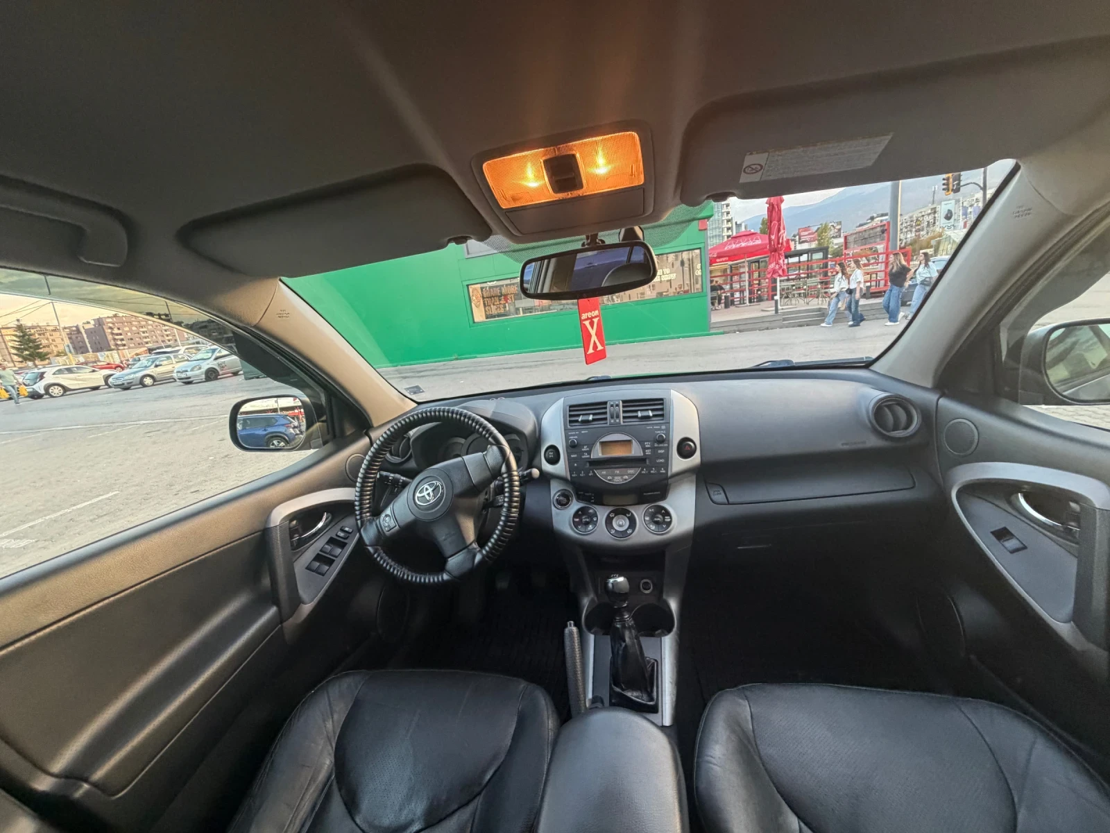 Toyota Rav4, снимка 10 - Автомобили и джипове - 56442447