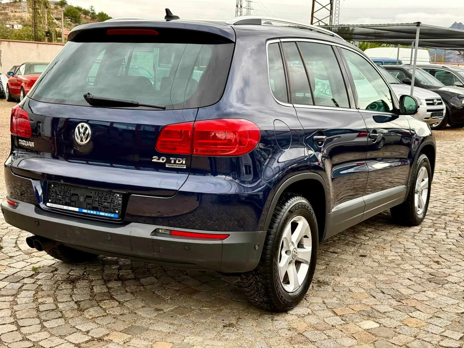 VW Tiguan 2.0 4x4 6-скорости, снимка 5 - Автомобили и джипове - 56724621