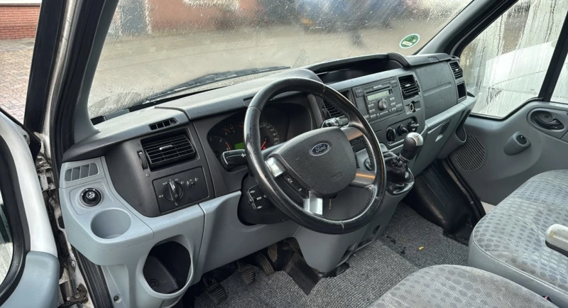 Ford Transit 2.0 Пътнически , 9 Места , Клима , Топ състояние, снимка 5 - Бусове и автобуси - 48162642