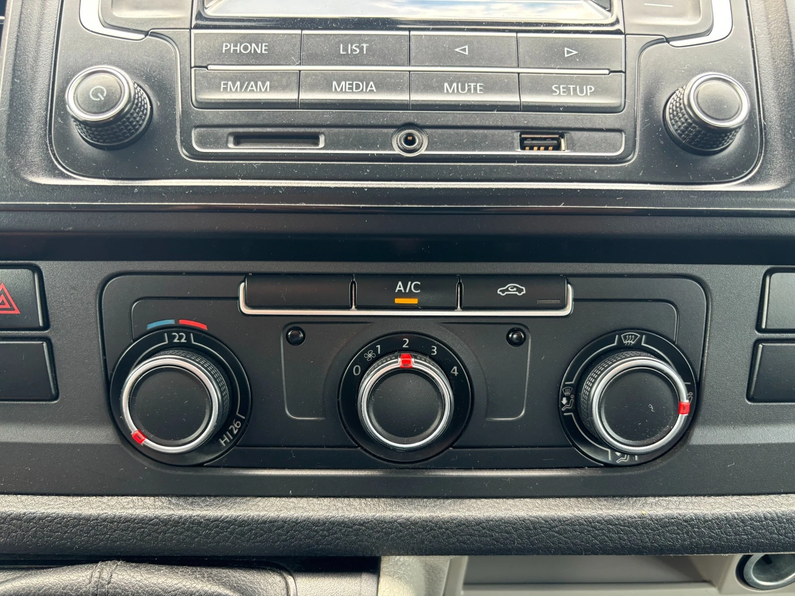 VW Transporter 2.0TDI#T6#LONG#150.#DOUBLE CAB#216000KM | Mobile.bg   15