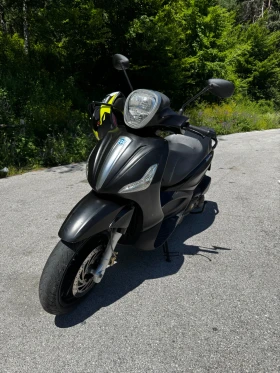 ����� �� �������� �� Piaggio Beverly 300 Black Edition