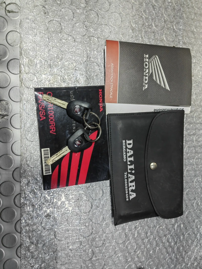 Honda Cbr 1000RR, снимка 4 - Мотоциклети и мототехника - 53147988