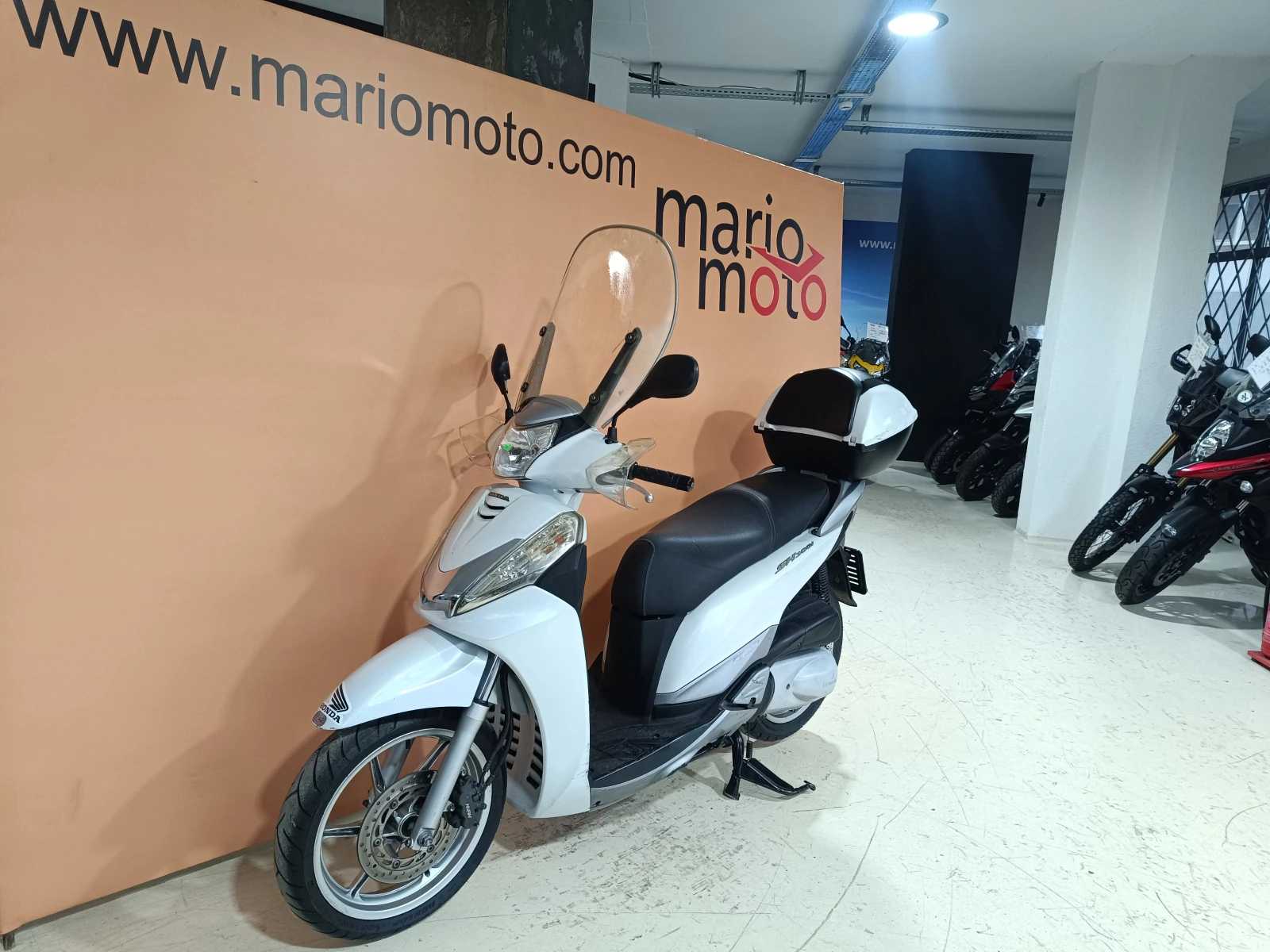 Honda Sh 300 ABS, снимка 11 - Мотоциклети и мототехника - 53994478