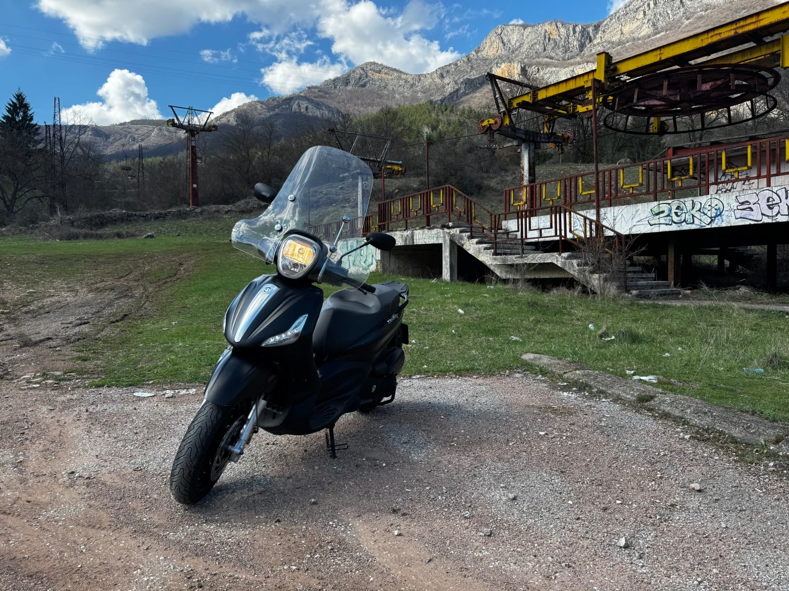 Piaggio Beverly 300 Black Edition