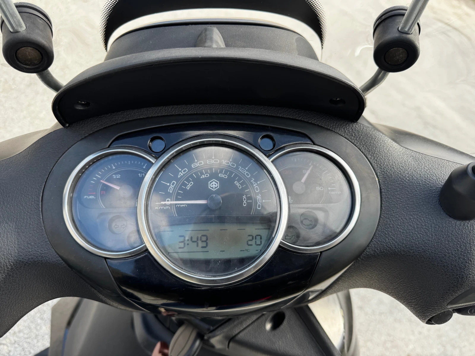 Piaggio Beverly 300 Black Edition, снимка 7 - Мотоциклети и мототехника - 54100228