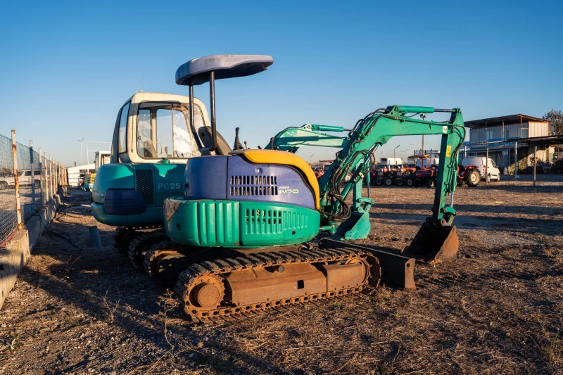 Багер Komatsu PC35MR-1, снимка 2 - Индустриална техника - 47926291