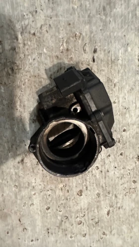 Дроселова Клапа за VW Caddy 2008 - A2C53324665, снимка 2