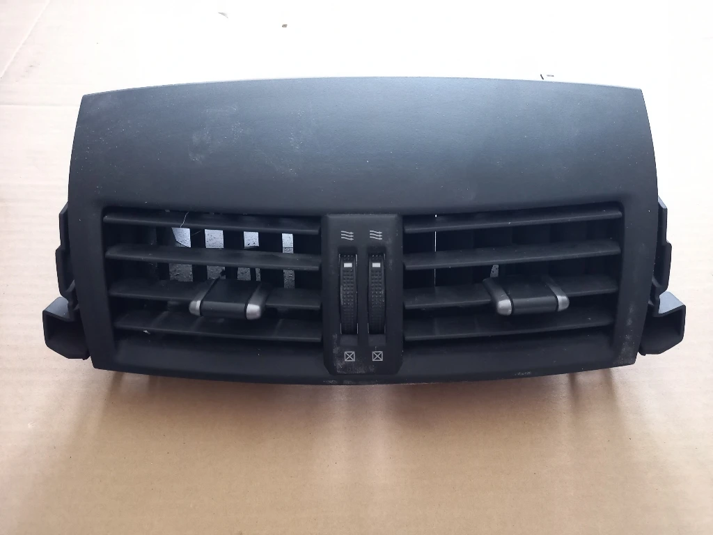 Централна духалка Тойота Рав4 (с)