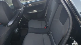 Subaru Impreza 2.0 автомат газ, снимка 11