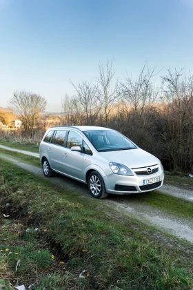 Opel Zafira 1.9 CDTI, снимка 1