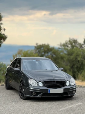 Mercedes-Benz E 320, снимка 2