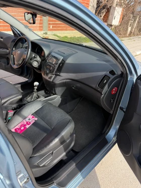 Hyundai I30 1.6 crdi - 3349 € / 6550.07 лв. - 22858017 12