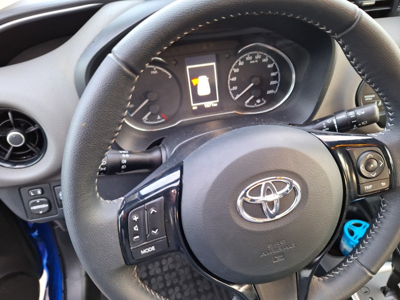 Toyota Yaris, снимка 6 - Автомобили и джипове - 43854110