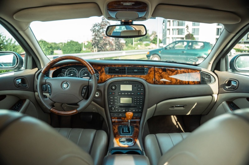 Jaguar S-type executive, снимка 13 - Автомобили и джипове - 46416920