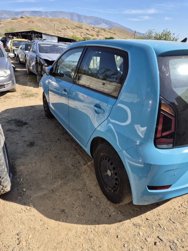 VW Up 1000, снимка 2 - Автомобили и джипове - 47406180