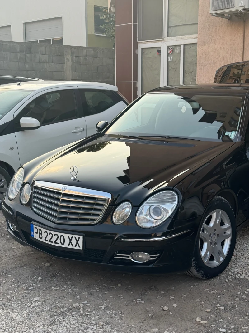 Mercedes-Benz E 200 Elegance, снимка 6 - Автомобили и джипове - 47556525