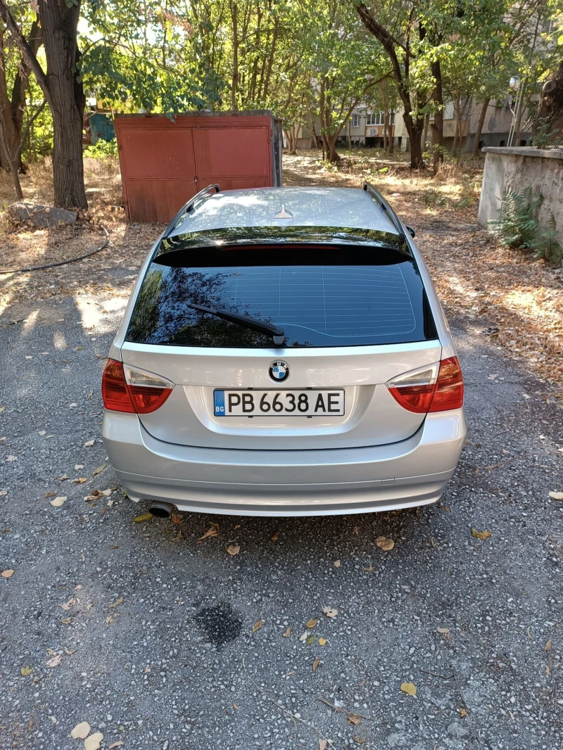 BMW 320 2.0, снимка 2 - Автомобили и джипове - 47632726