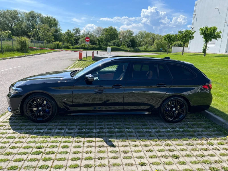 BMW 540 xDrive / M Пакет / Harman / Панорама, снимка 3 - Автомобили и джипове - 48363324