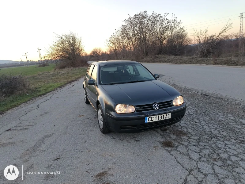 VW Golf Газов инжекцион , снимка 2 - Автомобили и джипове - 48506837