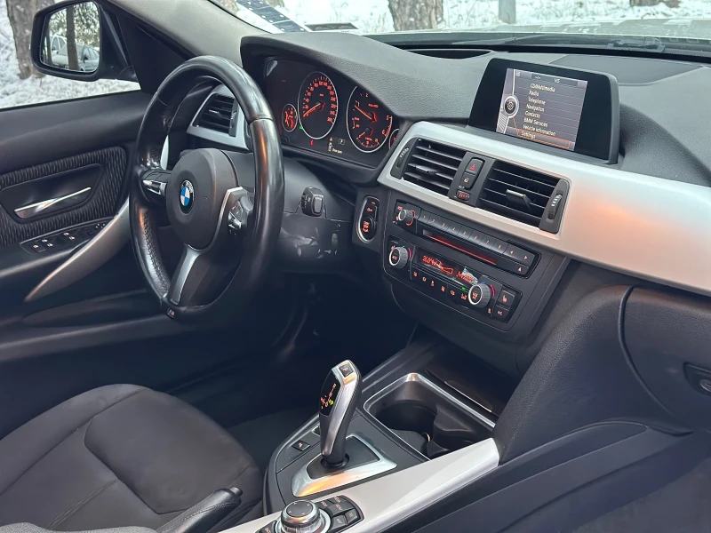 BMW 320 M-Sport, снимка 8 - Автомобили и джипове - 48707847