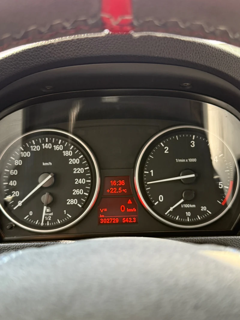 BMW 330, снимка 10 - Автомобили и джипове - 52215022