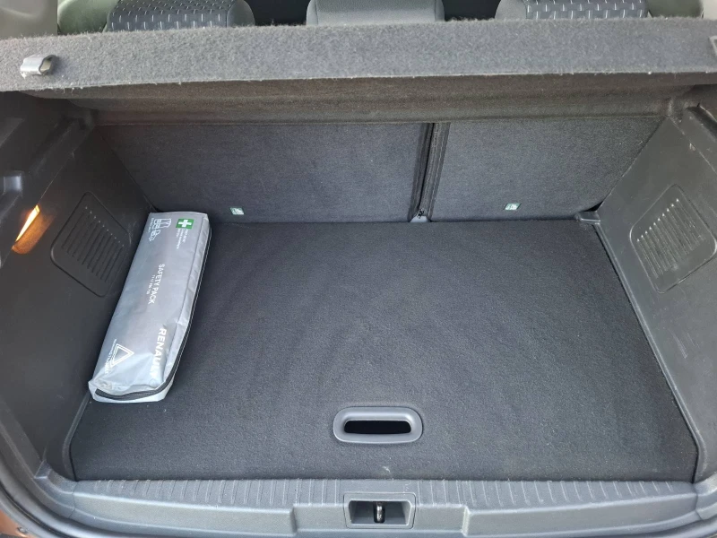 Renault Captur TCe Editione One EDC, снимка 12 - Автомобили и джипове - 52486356