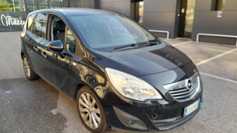 Opel Meriva 1.7 CDTI , снимка 3 - Автомобили и джипове - 52698380