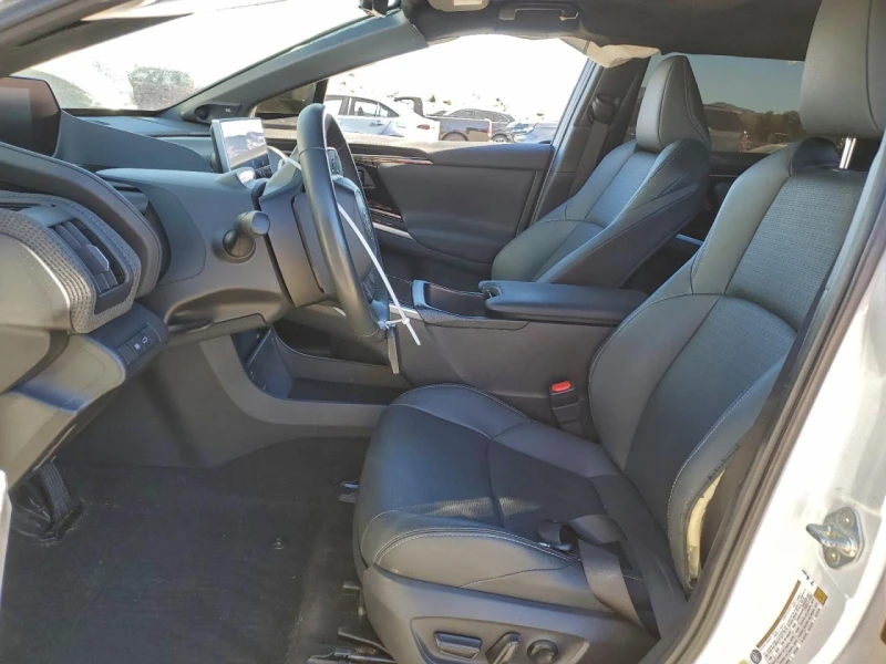 Toyota bZ4X Xle, снимка 7 - Автомобили и джипове - 53182868