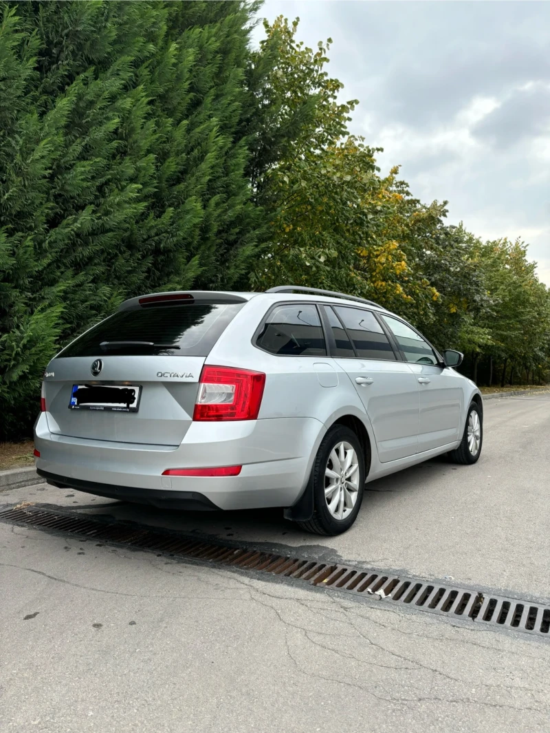 Skoda Octavia 2.0 tdi 150 hp, снимка 5 - Автомобили и джипове - 53355397