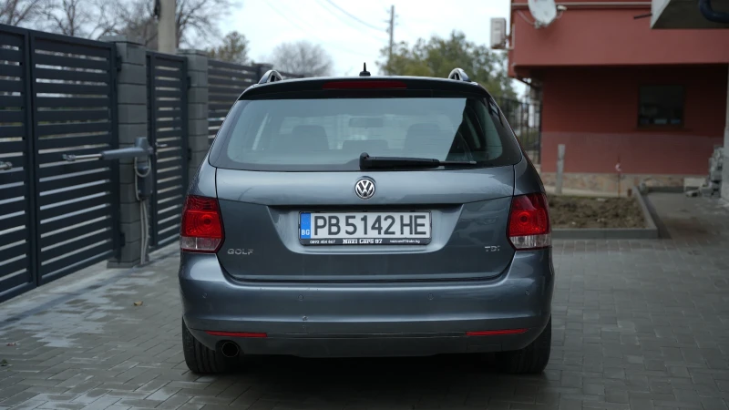 VW Golf VW Golf 1.6 tdi, снимка 2 - Автомобили и джипове - 53431064