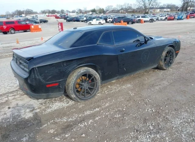 Dodge Challenger  - изображение 6