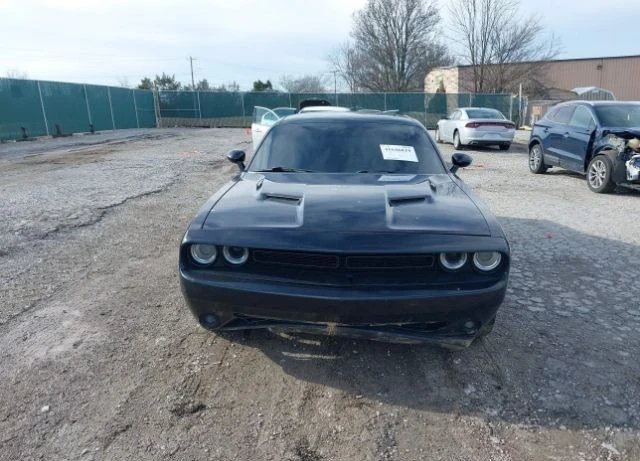 Dodge Challenger  - изображение 2