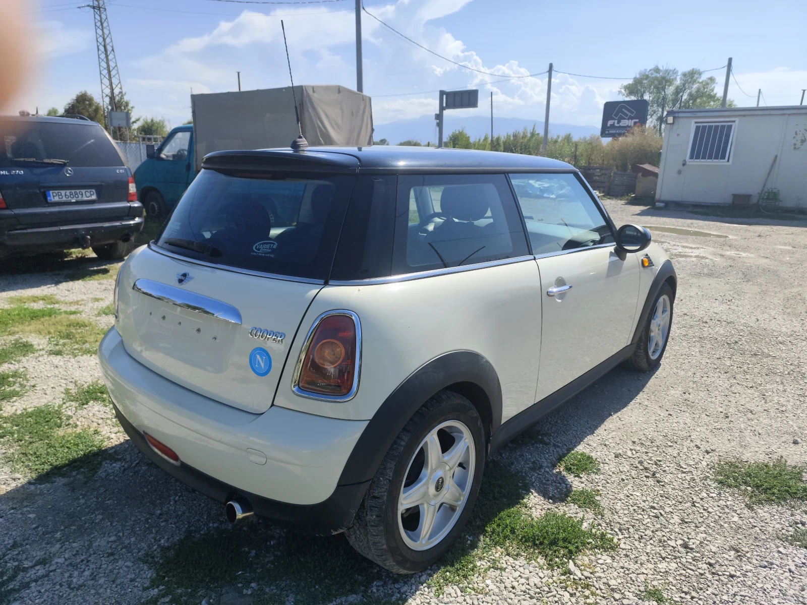 Mini Cooper 1.6/безин Газ - изображение 5