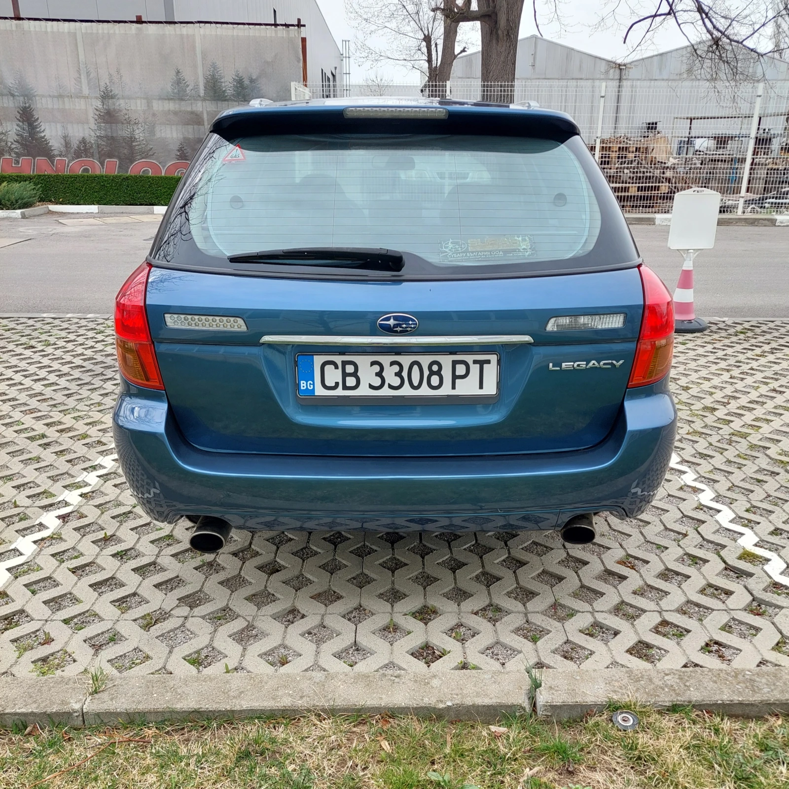 Subaru Legacy 2.0i 4x4 137к.с. - изображение 8
