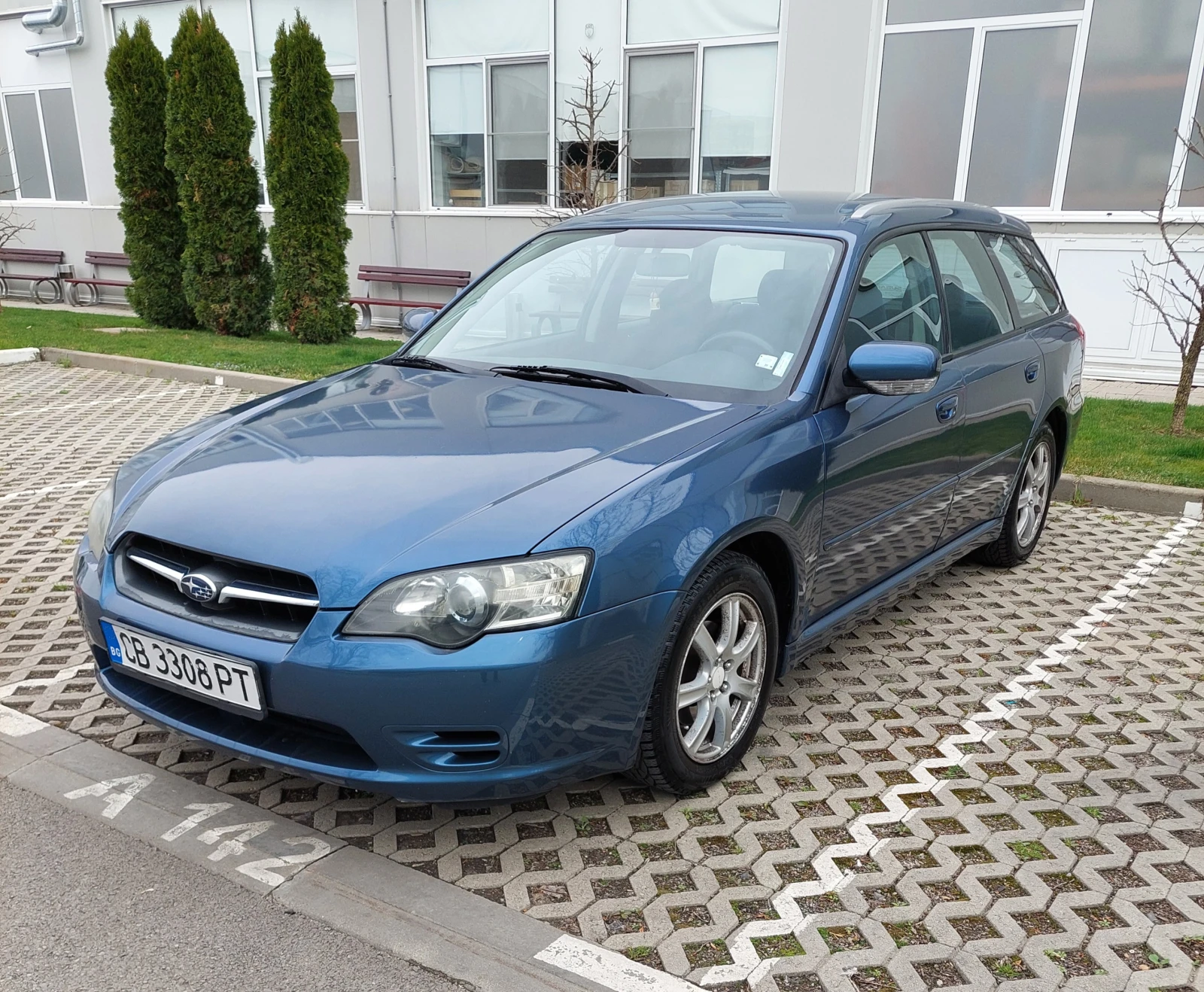 Subaru Legacy 2.0i 4x4 137к.с. - изображение 2