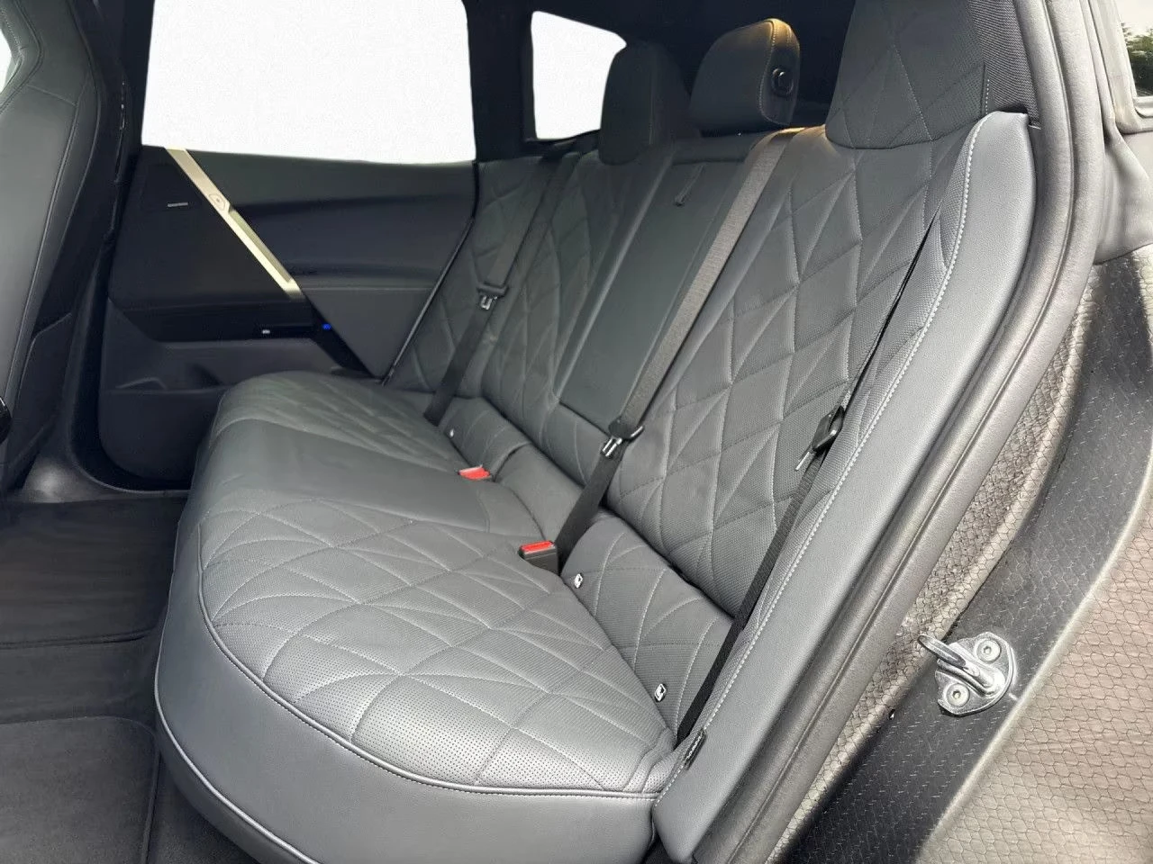 BMW iX Laser/AIR SUSPENSION/360/HK/Panorama + ГАРАНЦИЯ - изображение 10