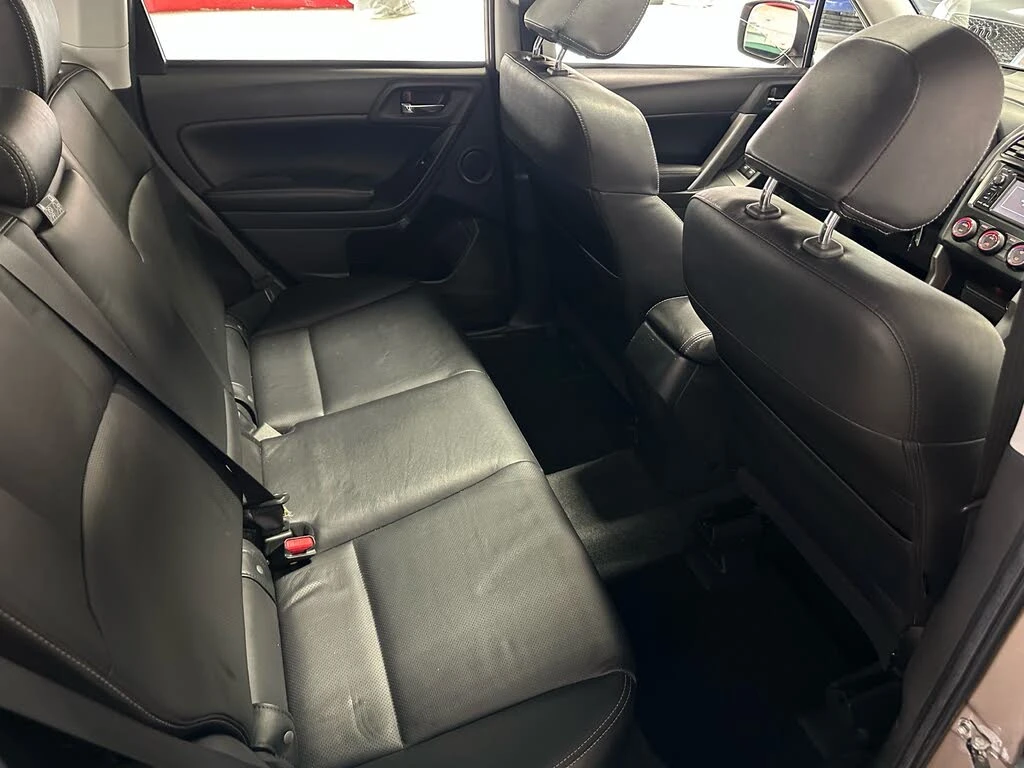 Subaru Forester 2.0XT* КАМЕРА* КОЖА* ПАНО* HARMAN* ПОДГРЕВ* МЪРТ.  - изображение 10