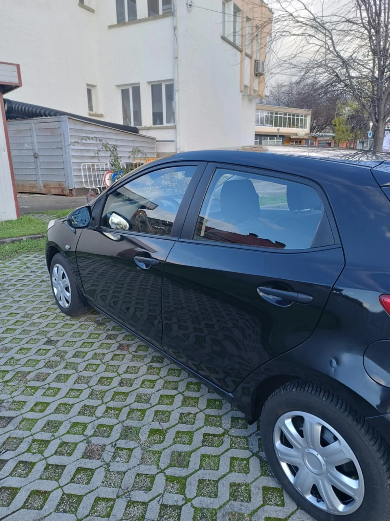 Mazda 2  - изображение 3